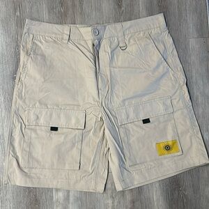 Men’s Taupe shorts